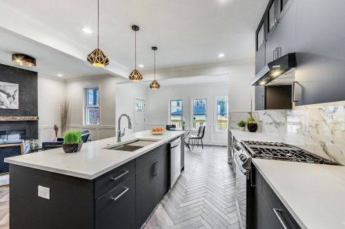 3111 Leland Ave, Chicago IL  60625-4406 exterior