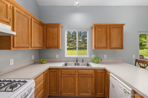 1636 Northbend Dr, Grand Rapids MI 49505-3906 exterior