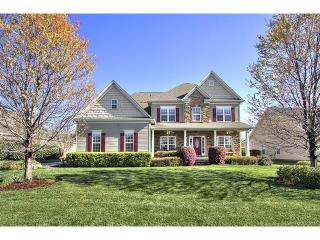 7495 Common Oak Dr, Stanley, NC 28164-7817