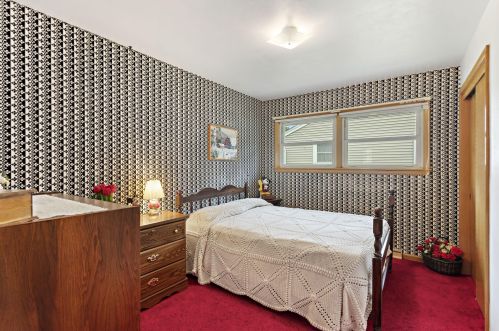 4703 Spg Ln, Milwaukee WI 53223-4340 exterior