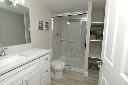 1638 74th Ct, Chicago IL  60707-4221 exterior