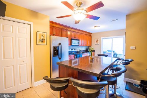 611 Annin St, Philadelphia PA  19147-4808 exterior