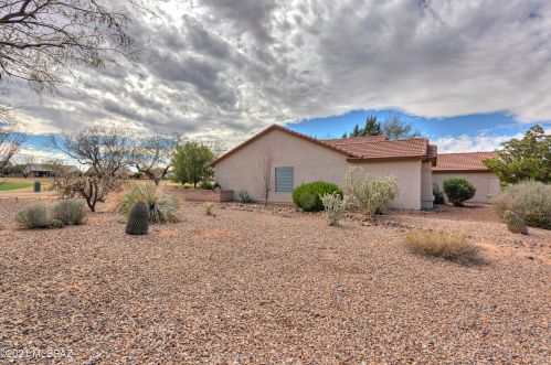 1374 Night Heron Dr, Green Valley AZ 85614-6014 exterior