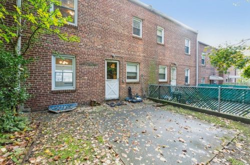 18 Audrey Ave, Mount Vernon NY exterior