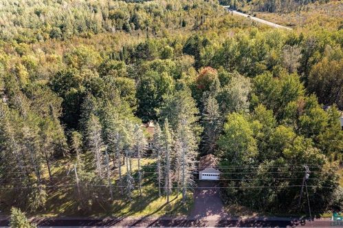 4892 Morris Thomas Rd, Duluth MN 55811-3749 exterior