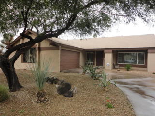 2706 Sylvia St, Phoenix AZ  85032-7037 exterior