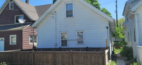 5115 31, Milwaukee WI 53208-4054 exterior