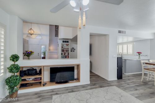 17244 46 Pl, Phoenix AZ 85042-5310 exterior