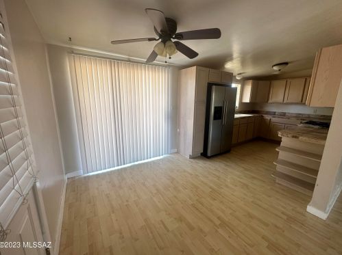 6635 Calle Dened, Tucson AZ  85710-5615 exterior