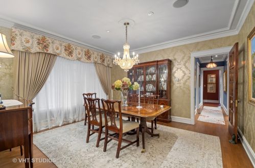 1318 Thorndale Ave, Chicago IL 60631-2287 exterior