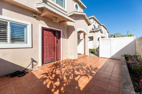 145 Pritchard Ave, Fullerton CA 92833-2912 exterior