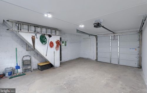 22 Caroline St, Lancaster PA  17603-5104 exterior