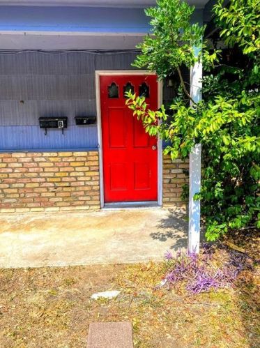 1011 44th St, Austin, TX 78756-3405