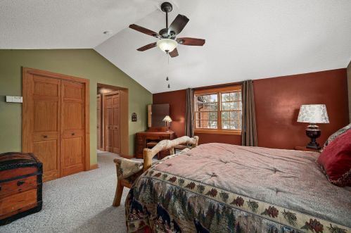 817 County Rd B, Saint Paul MN 55113-4532 exterior