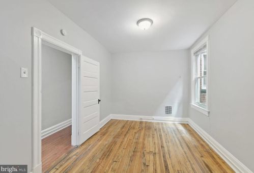 2709 11 St, Washington DC 20001-4530 exterior