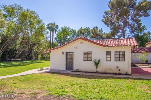 6532 Central Ave, Phoenix AZ  85012-1140 exterior