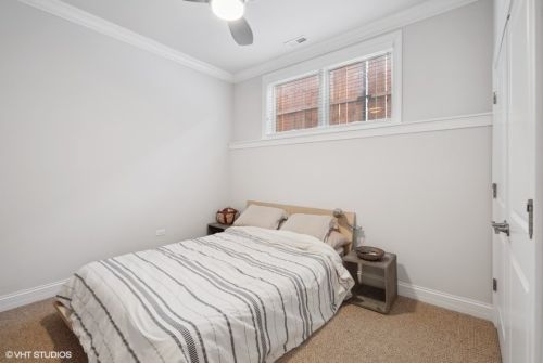 421 50 St, Chicago IL 60615-2222 exterior