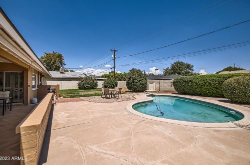 7811 11 Ave, Phoenix AZ 85021-4419 exterior