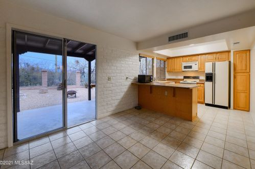 6472 Burro Creek Pl, Tucson AZ  85718-2302 exterior
