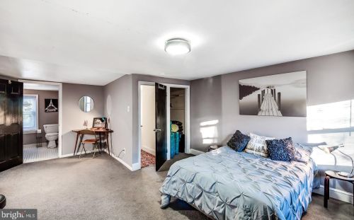 2039 Brandywine St, Philadelphia PA 19130-3204 exterior