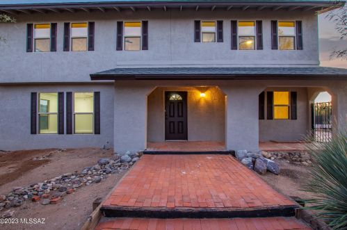 11888 Miles St, Tucson, AZ 85748-6953