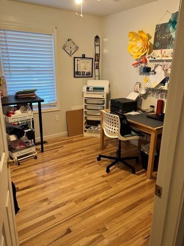 60 Arnold Ave, Springfield MA 01119-1406 exterior