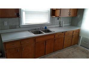 1217 168th St, Cleveland OH  44110-1532 exterior