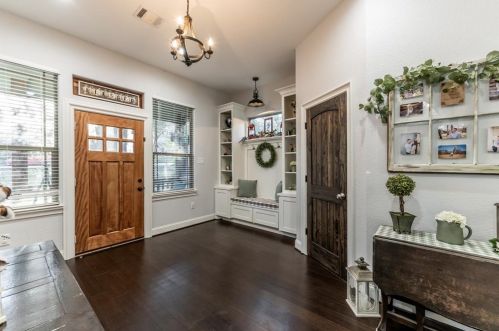 39 Forest Dr, Huntsville TX 77340-5676 exterior