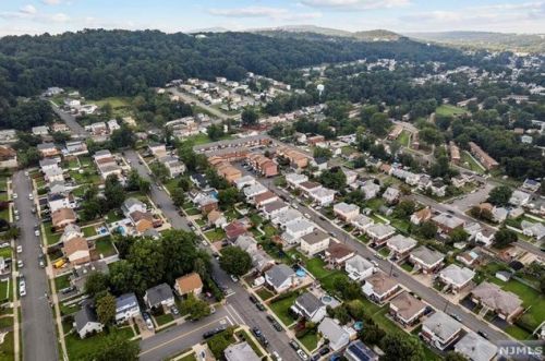 282 Rossiter Ave, Paterson NJ 07502-1317 exterior