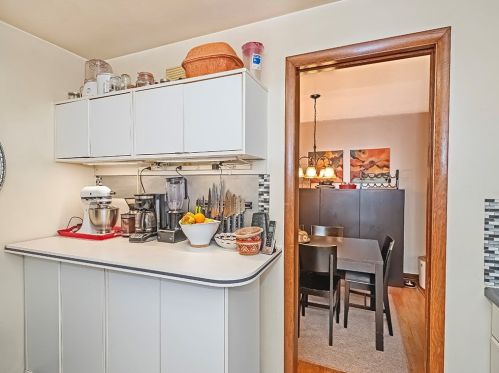 574 Clemson Dr, Pittsburgh PA exterior