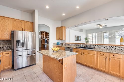 841 Oriole Way, Chandler AZ 85286-4355 exterior