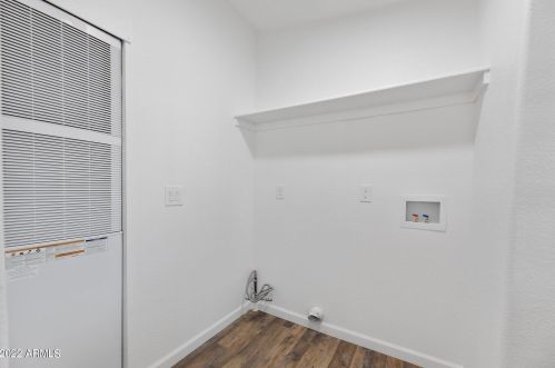 18042 3 St, Phoenix AZ 85004-2018 exterior