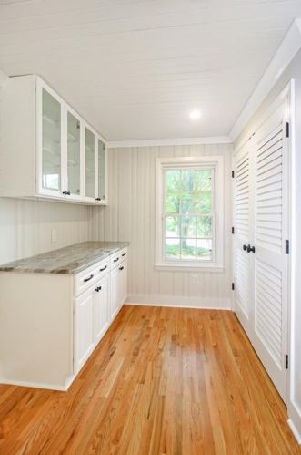 1810 Montrose Dr, Atlanta GA  30344-3002 exterior