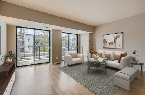 4848 Sheridan Rd, Chicago, IL 60640-6931