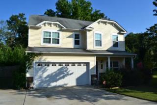 13 Berry Ct, Durham, NC 27703-4859