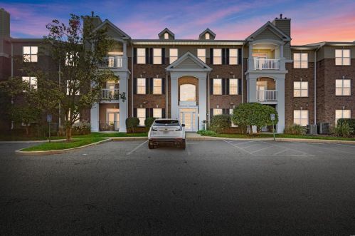 1175 Mill Crossing Dr, Saint Louis MO 63141-6192 exterior