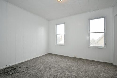 411 Kambach St, Pittsburgh PA 15211-2112 exterior