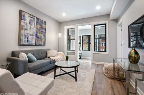 2500 Gunnison St, Chicago IL  60625-2814 exterior