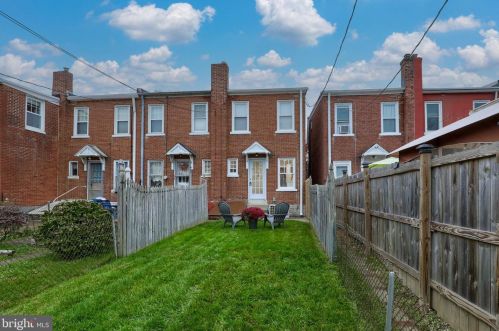 726 New Holland Ave, Lancaster PA  17602-2137 exterior