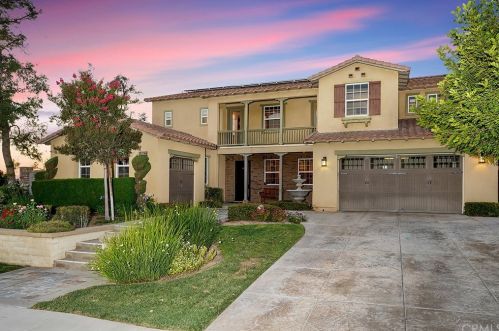 12612 Sierra Creek Dr, Riverside, CA 92503-8412