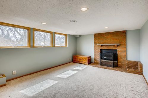 1441 Brk Ave, Saint Paul MN 55109-2012 exterior