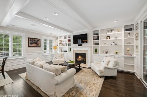 1540 Addison St, Chicago, IL 60613-3635