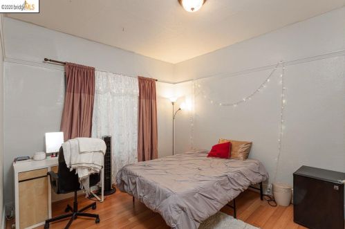 1531 Fairview St, Berkeley CA 94703-2413 exterior