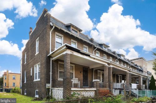 1127 Orren St, Washington DC  20002-3905 exterior