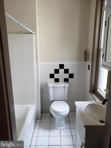 2034 Chestnut St, Philadelphia PA 19103-4411 exterior