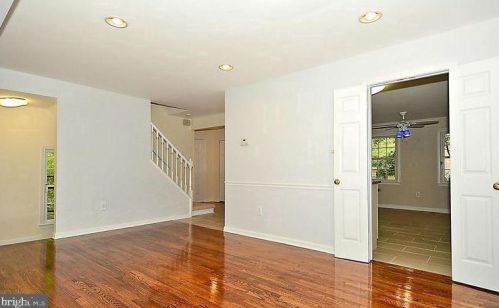 11416 Empire Ln, Rockville MD  20852-2869 exterior