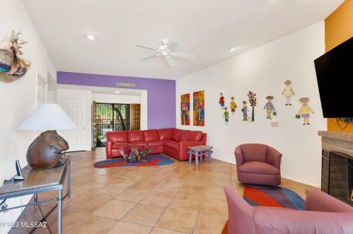 831 Camino Corrida, Tucson AZ 85704-7651 exterior