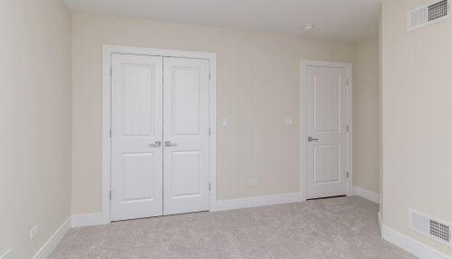 5135 Neenah Ave, Chicago IL  60656-3728 exterior