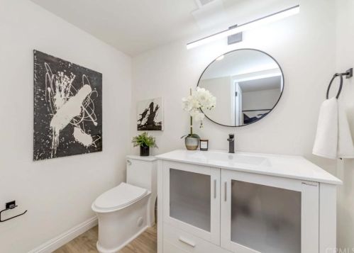 2017 Las Lanas Ln, Fullerton CA  92833-1706 exterior