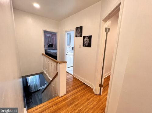 230 Comly St, Philadelphia PA 19120-1124 exterior